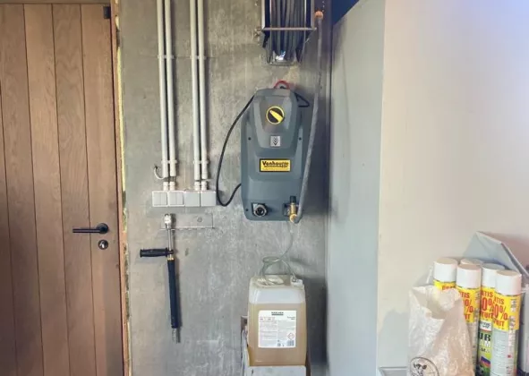 HB Motors (2)